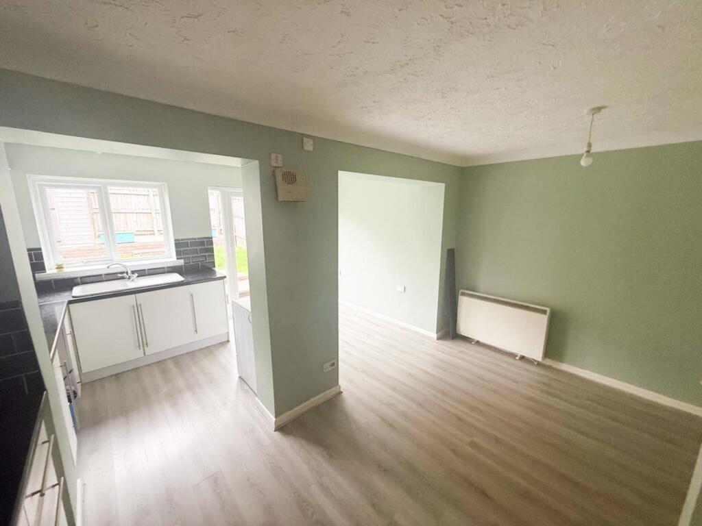 PHOTO-2025-10-12-12-33-02 8