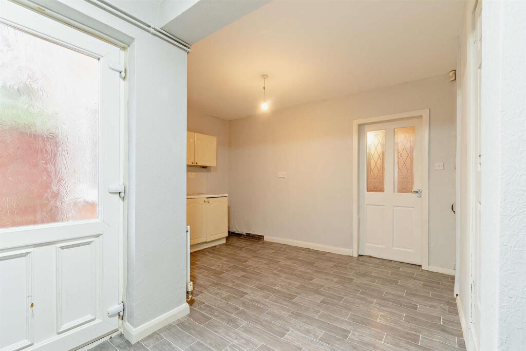 8673227-interior06-800.jpg