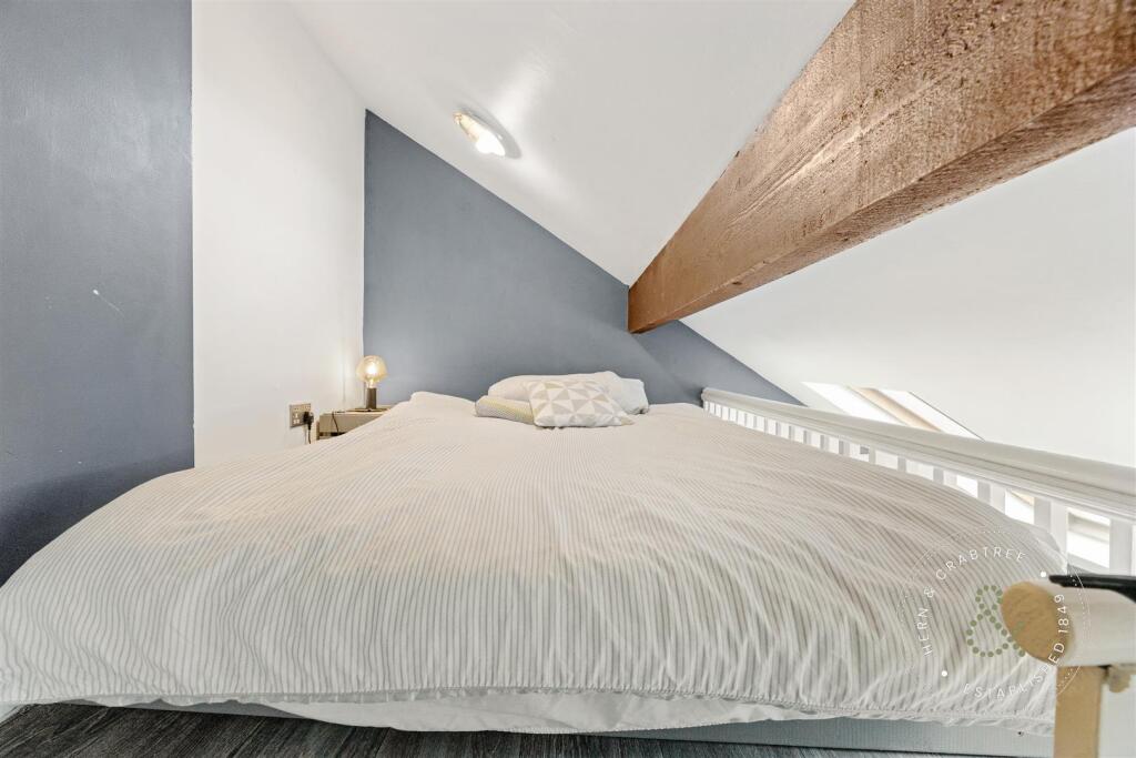 Hern Crabtree-672.jpg