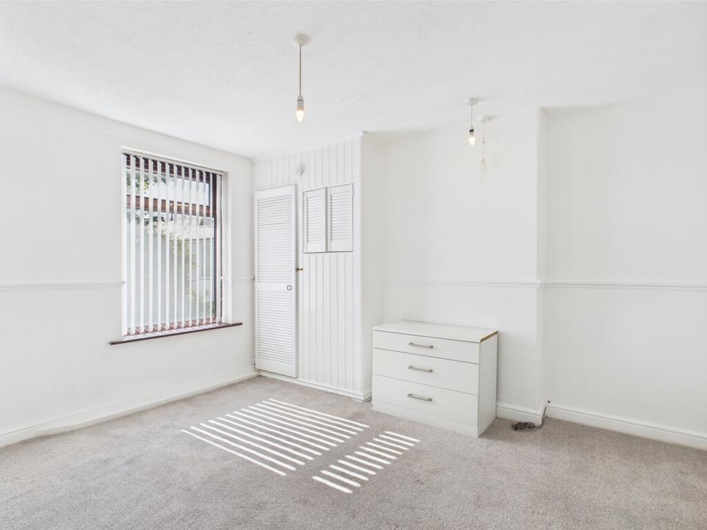 CAM04634G0-PR0039-STILL015