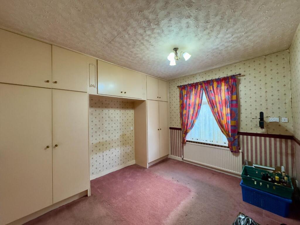 Bedroom Photo Three Bedroom Property For Sale Clev