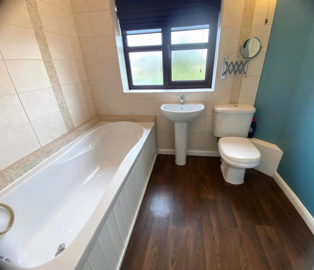 Bathroom.jpeg