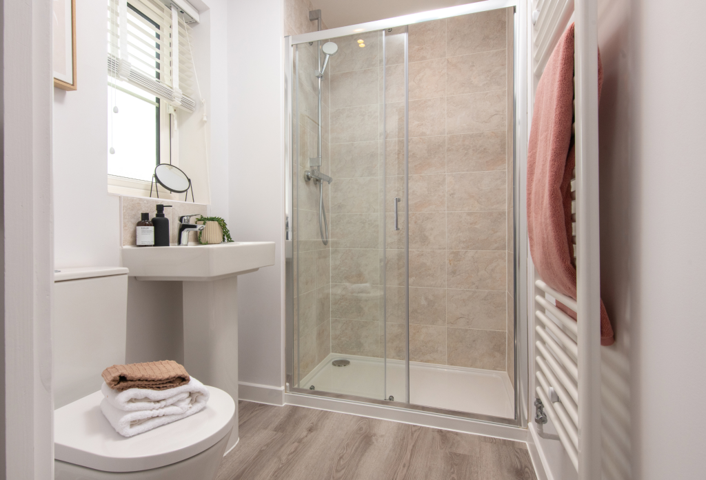 Lynford-Ensuite