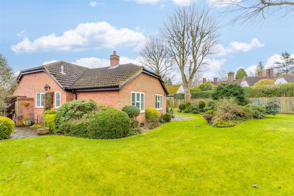 Parker Close 45-32.jpg