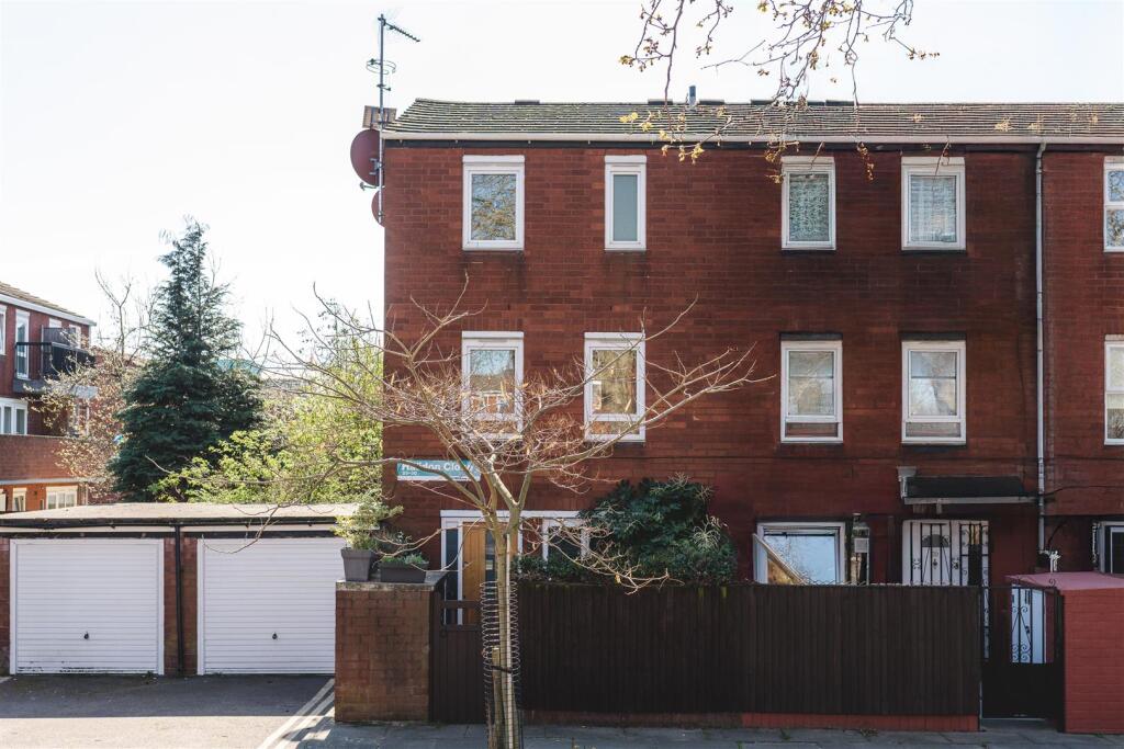 Halidon Close-37.jpg