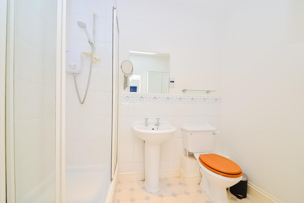 3Courtlands_Img-2...