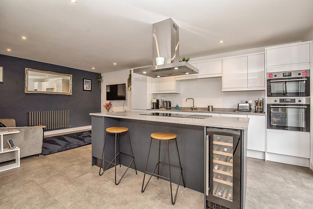 Kitchen/Family Room