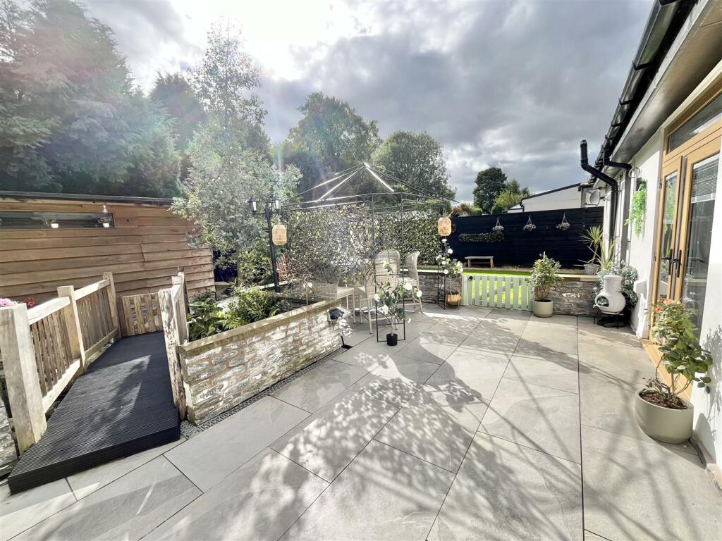 Enclosed Rear Garden