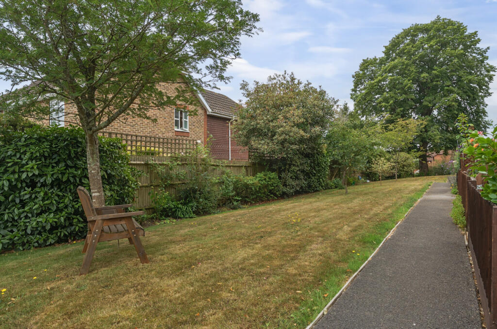 1315687-7-685bdf3...