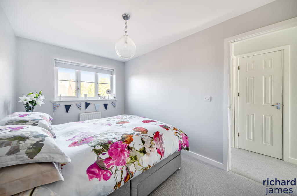 8ff661db40f2465b863618cd8f4316f6