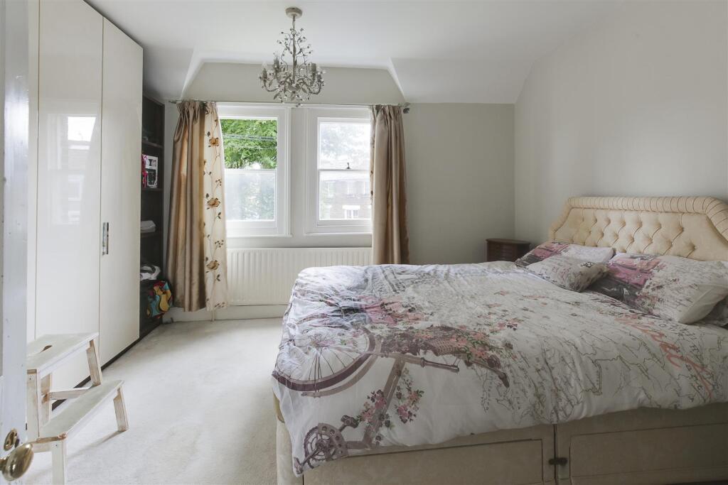 Chase side Cres_6.JPG