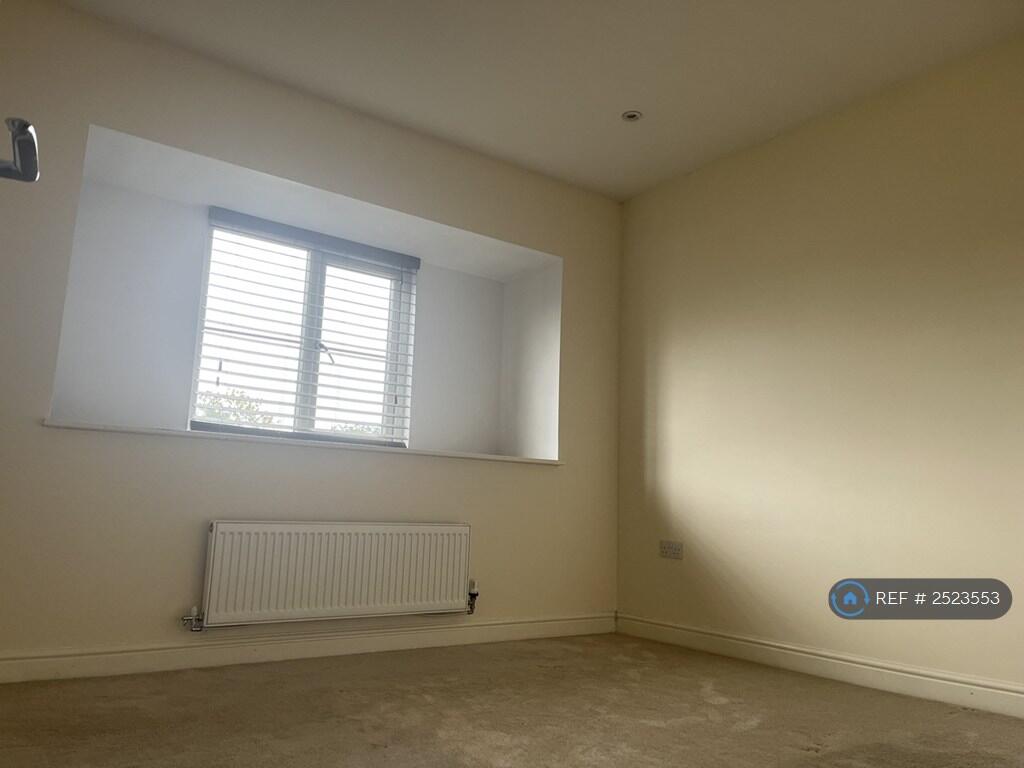 Bedroom2