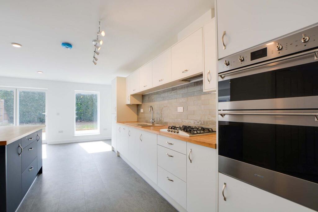 Fitted Dining Kitchen