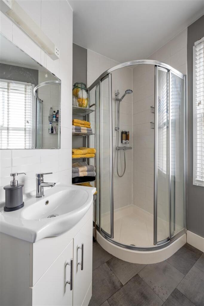 Bathroom-2.jpg