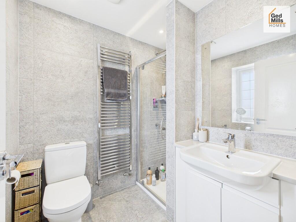 CAM04261G0-PR0092...