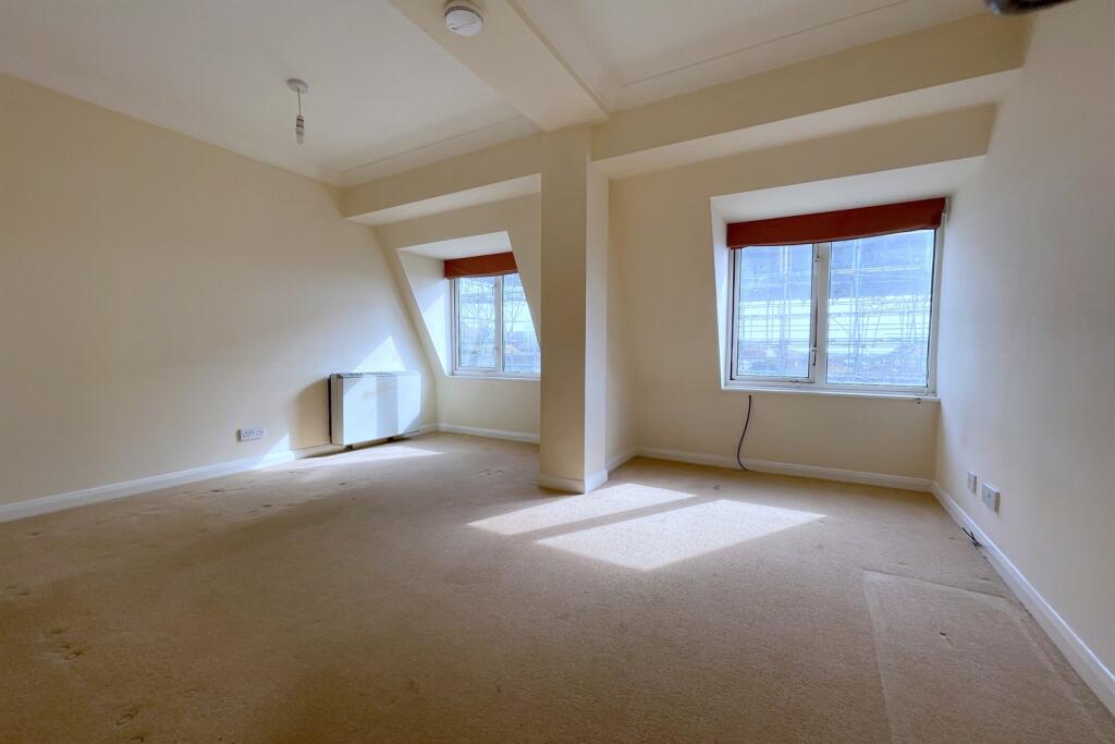 Lounge+with+double+a