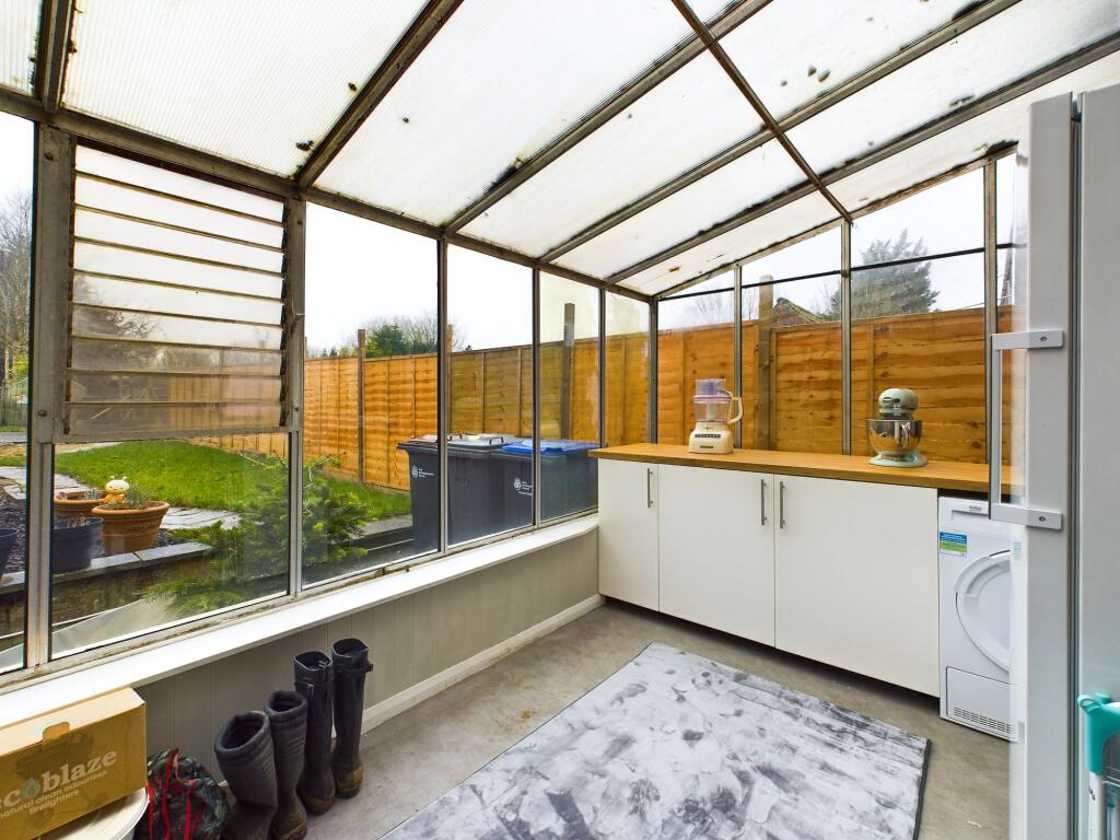 Lean-to
