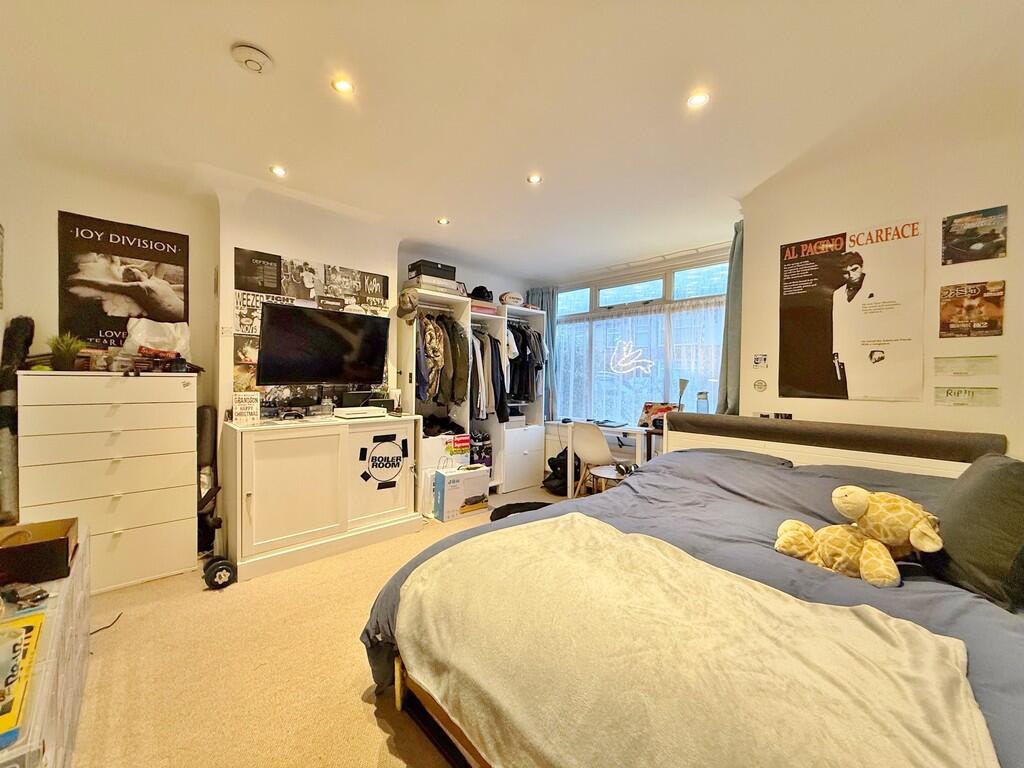 Lounge (currently...