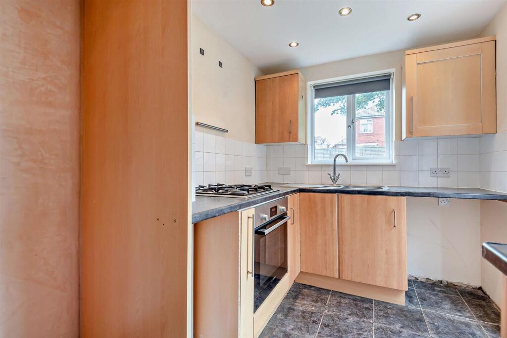 8656050-interior02-800.jpg