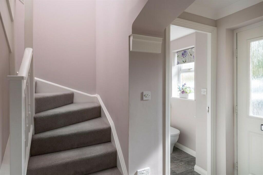 Cloakroom 