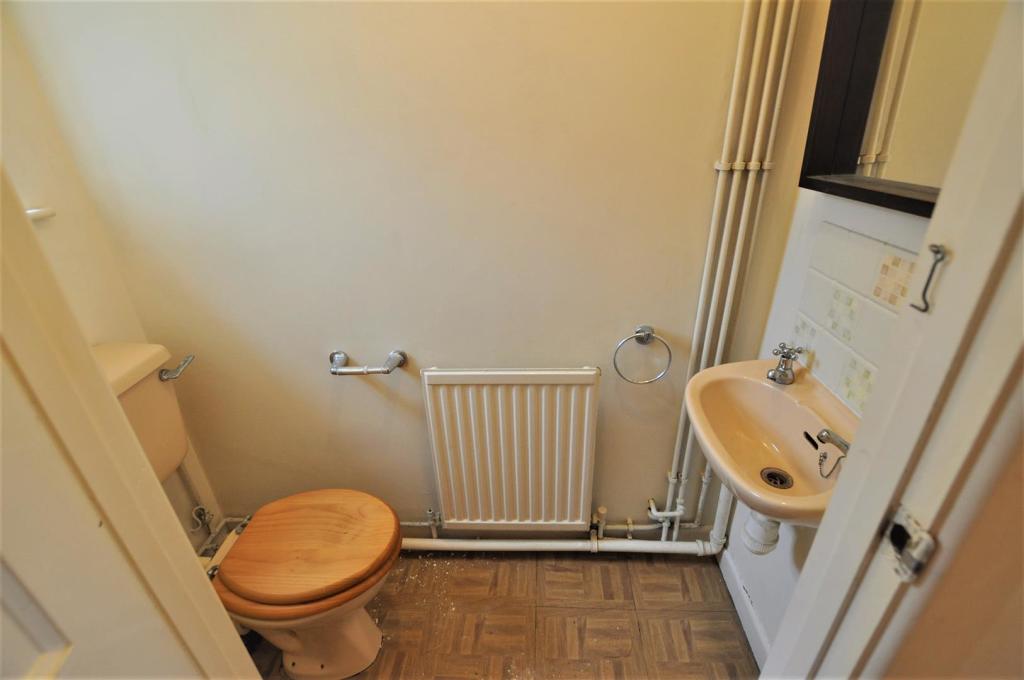 Cloakroom.JPG