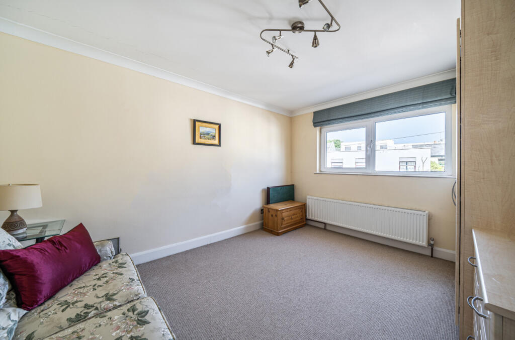 1294428-10-682c55...