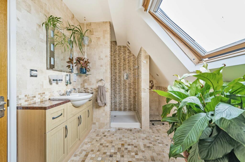 En-Suite Shower room