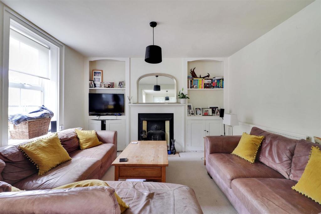 Sitting Room.jpg
