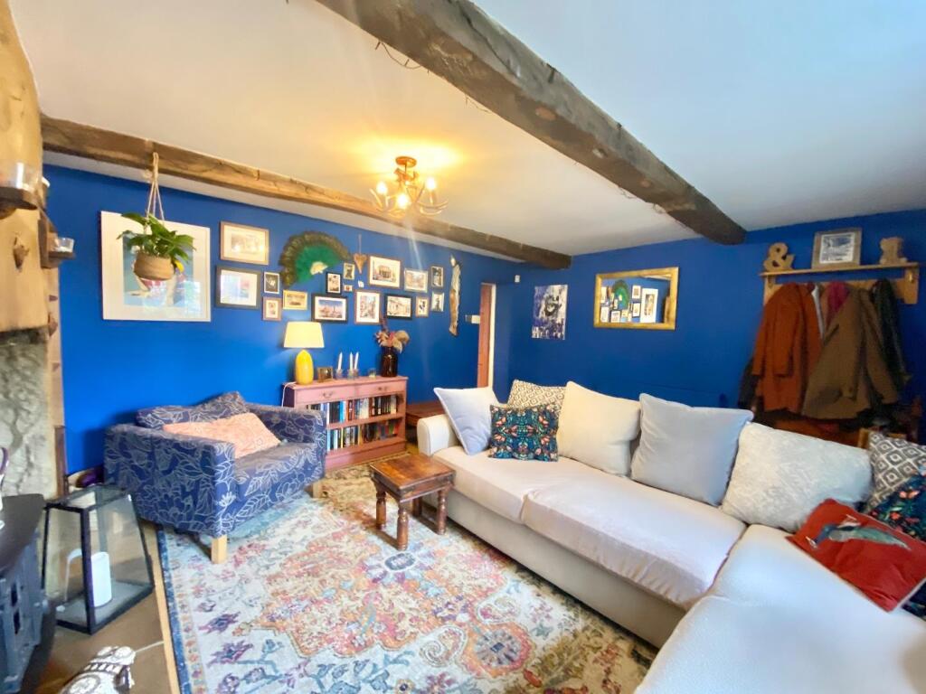 LOUNGE WITH INGLENOOK