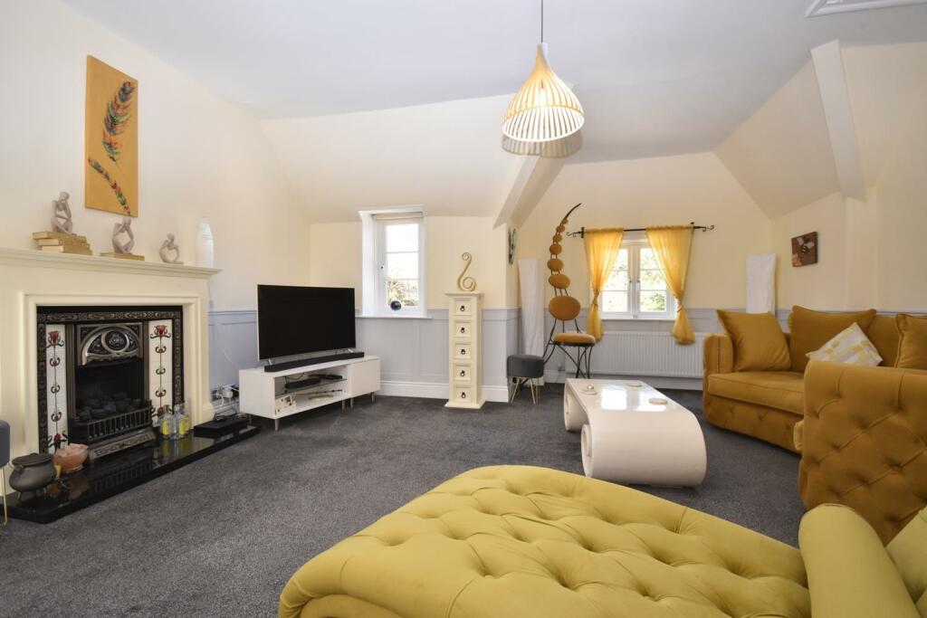 Sitting  Room.JPG