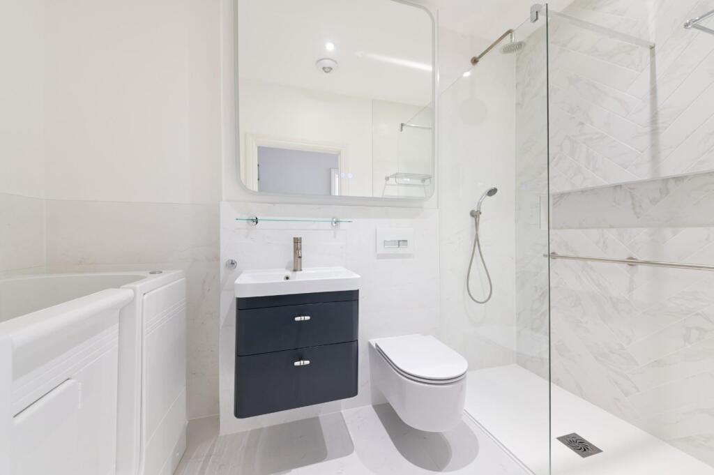 CHARTHAM HOUSE,FLAT  (6).jpg