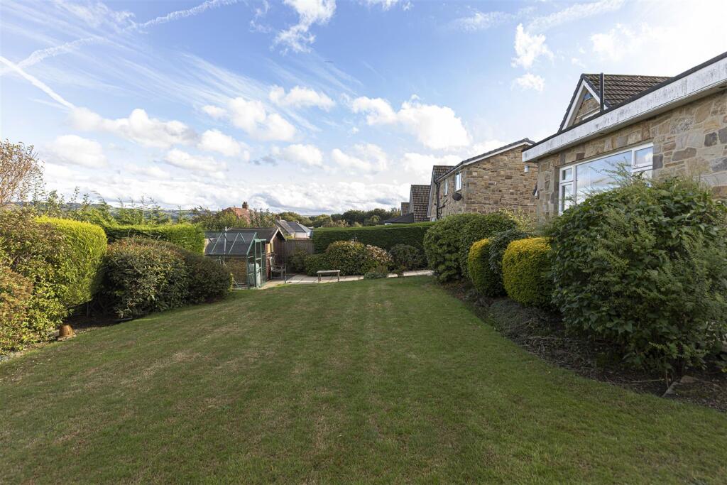 Bramleys Estate Agents - Beagle Avenue - Beaumont 