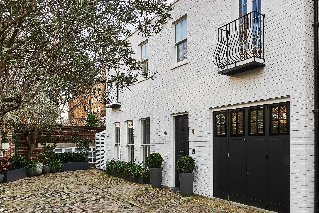 Sumner Place Mews, London, SW7