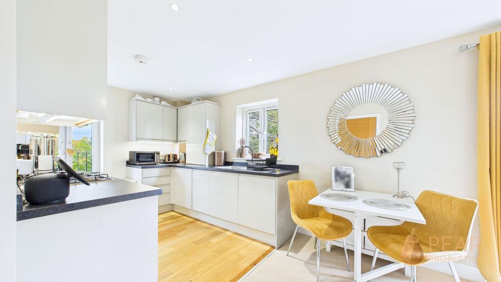 Open Plan Lounge &amp; Kitchen