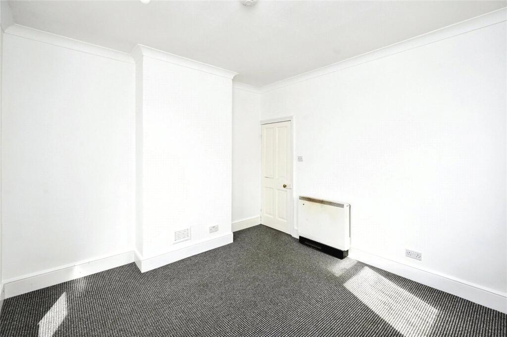 Tf F2- Bedroom