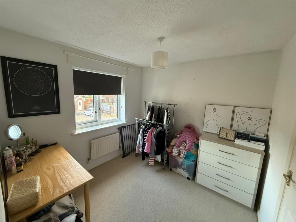 Second bedroom.jpg