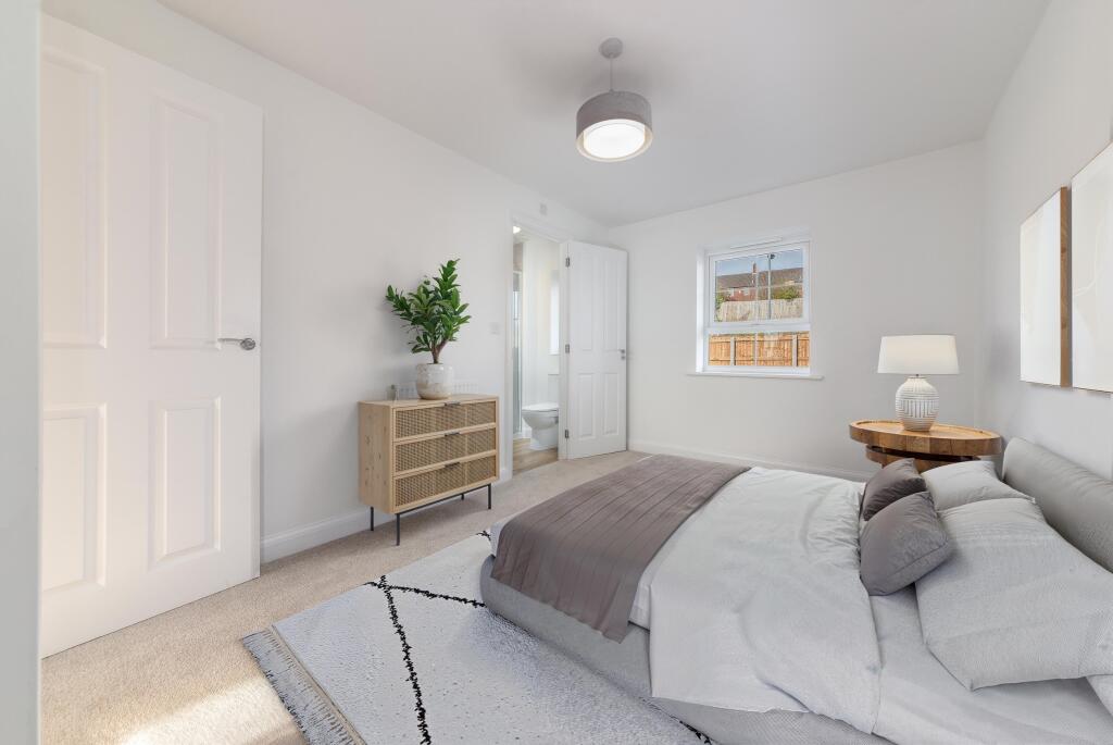 Sutton main bedroom furnished