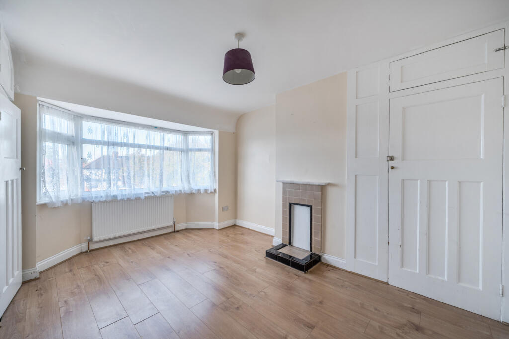 1372823-13-68fb6b...