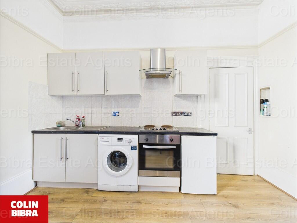 CAM04175G0-PR0033...