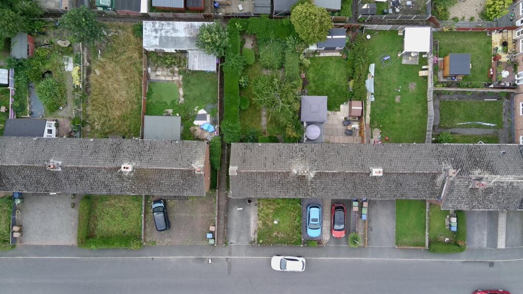 5055152 100DRONE SING0087 T202507282242.jpg