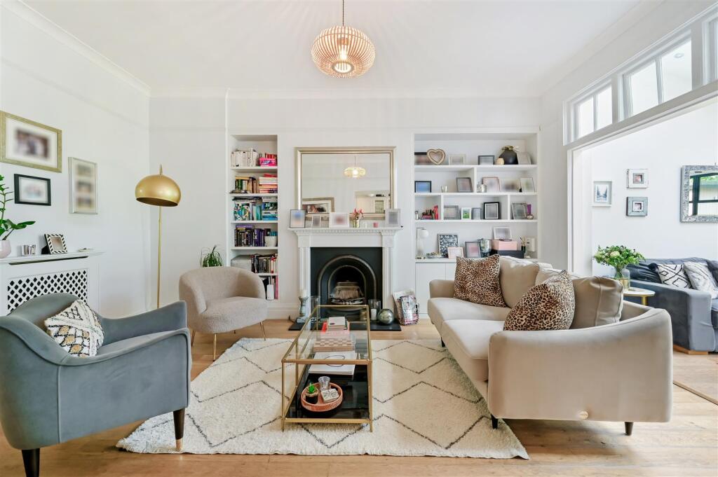 MELBURY GARDENS, 86B-16.jpg