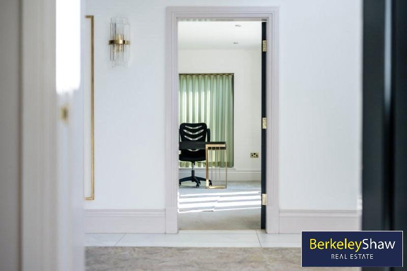 9e77a856--4DFB-BC77-130B2AFB6A10-41112-000005DB743