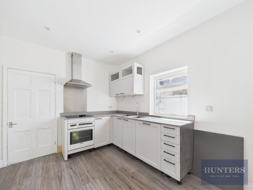 Kitchen / Breakfast Area