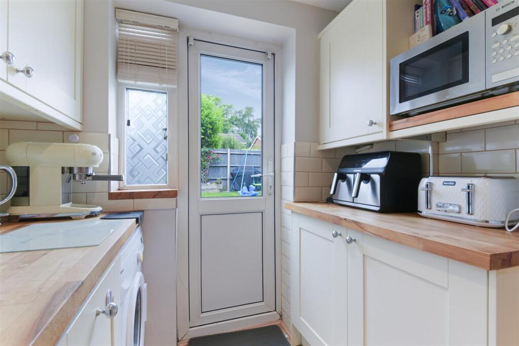 LYME REGIS ROAD,5 -23.jpg