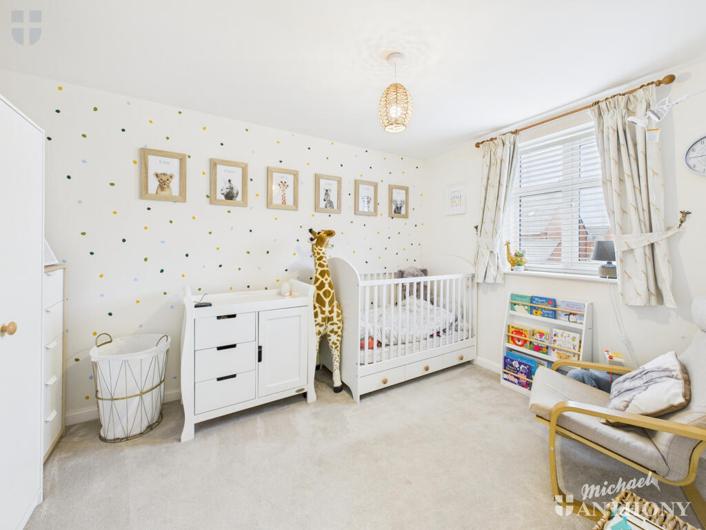 CAM03852G0-PR0479-STILL010