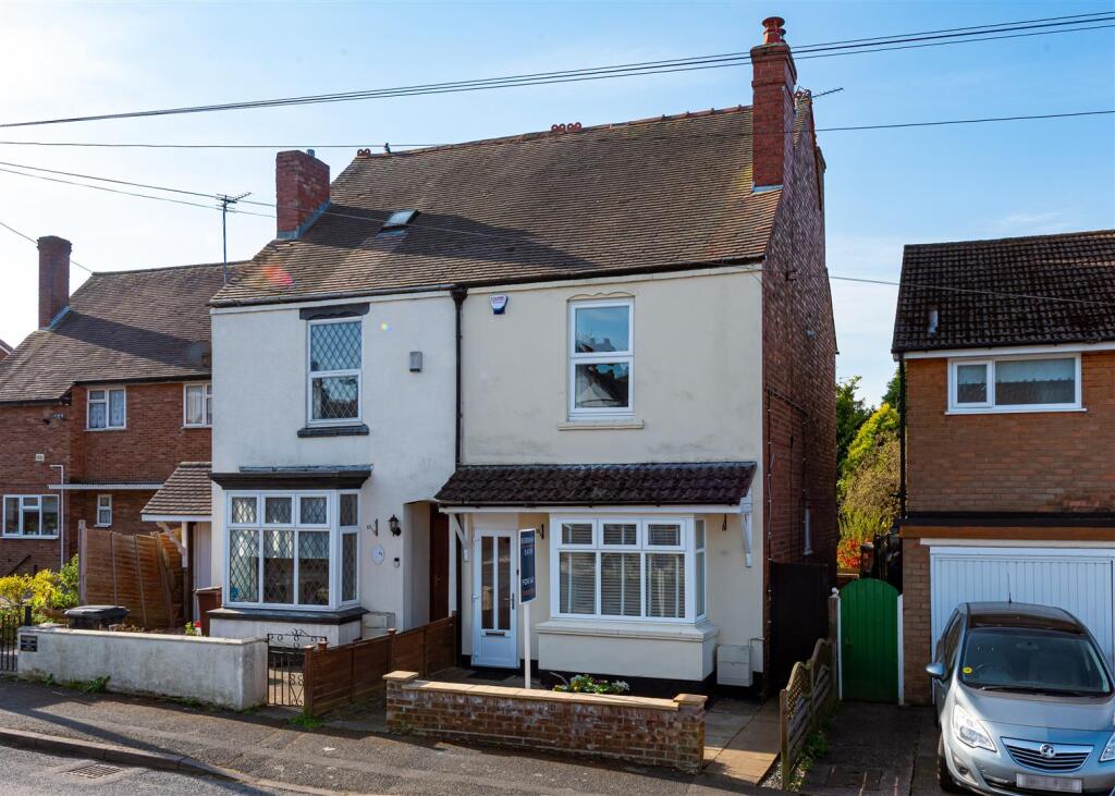 40 Westbourne Road-front APR25.jpg