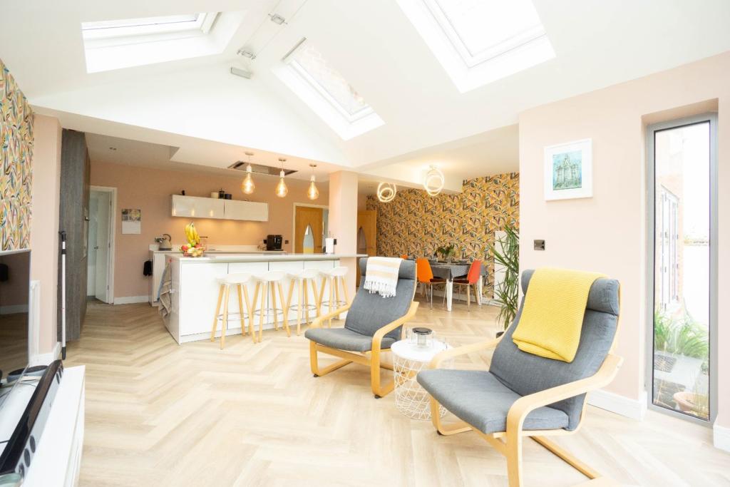 Kitchen/Family Room