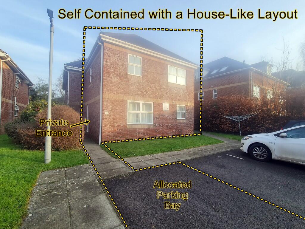 Parking &amp; Entrance
