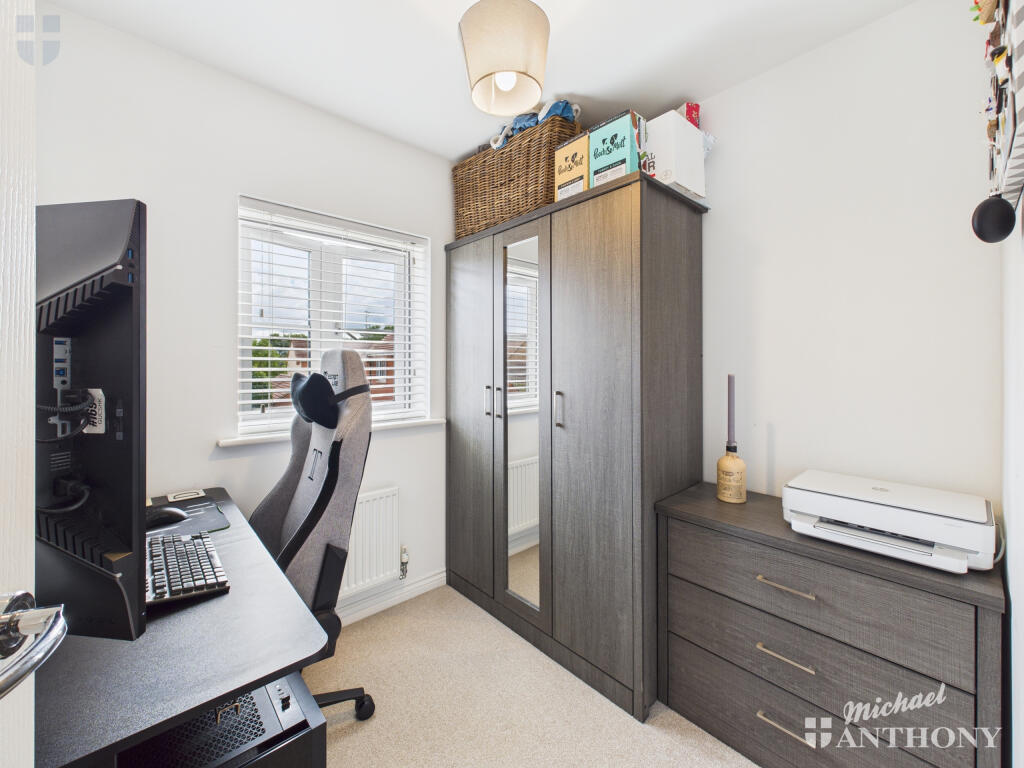 CAM03852G0-PR0413-STILL014