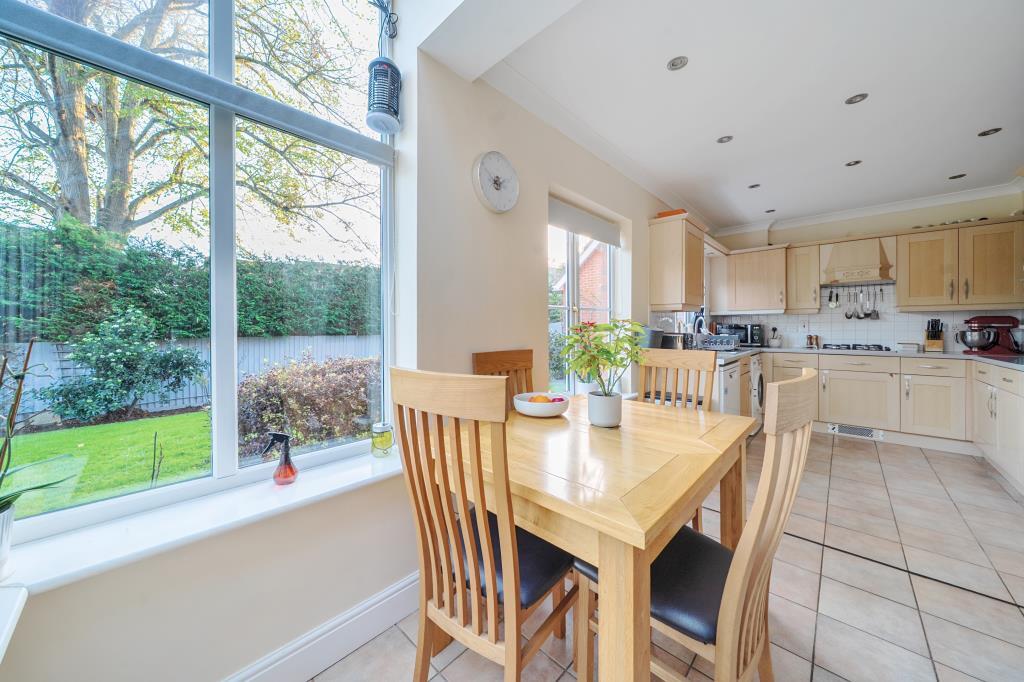 Dining Area/Kitchen